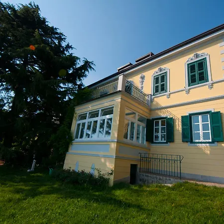 Bed & Breakfast Le 5 Muse *