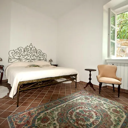 Bed and Breakfast Le 5 Muse Τεργέστη